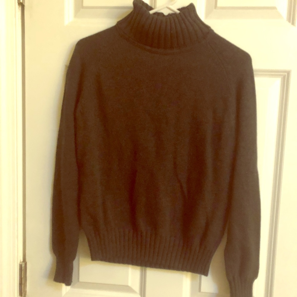 Jeanne Pierre Gray Turtleneck Knit Sweater **PRICE DROP!!**
